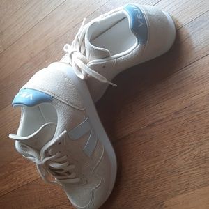 Veja sneakers